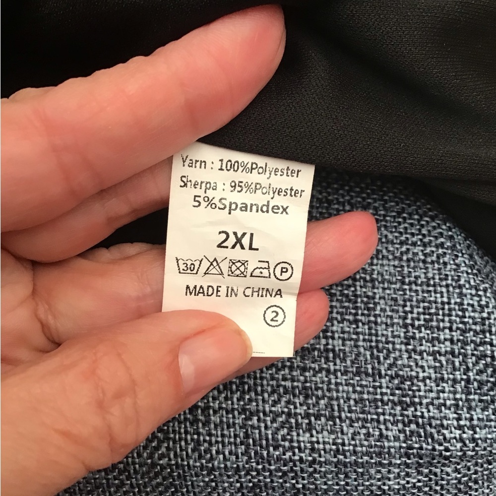 Black Swiss Dot lined top - Picture 6 of 6